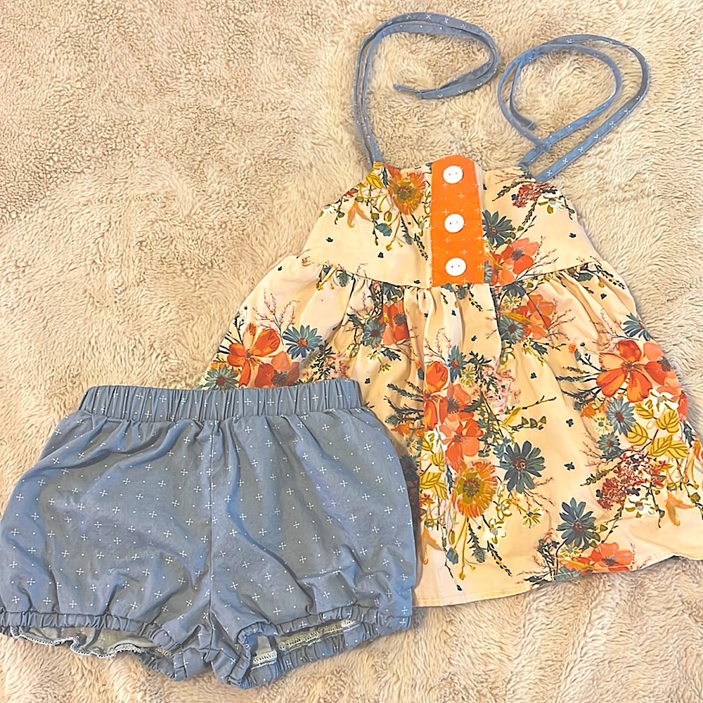 RicRacRuffles two piece outfit 4t